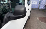 vehicle image #11