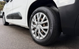 vehicle image #16
