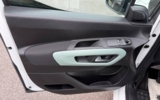 vehicle image #22
