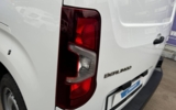 vehicle image #18