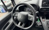 vehicle image #35