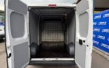 vehicle image #19