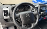vehicle image #25