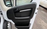 vehicle image #27