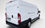 vehicle image #8