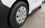 vehicle image #9