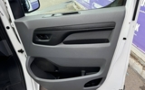 vehicle image #24