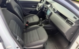vehicle image #16