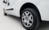 vehicle image #19
