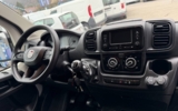 vehicle image #32