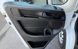 vehicle image #21