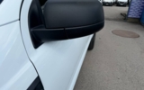 vehicle image #10