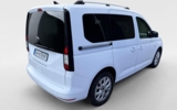 vehicle image #15