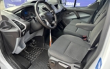 vehicle image #18