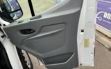 vehicle image #25