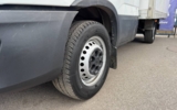 vehicle image #10