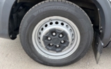 vehicle image #13