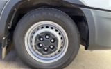 vehicle image #9