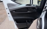 vehicle image #21