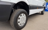 vehicle image #10