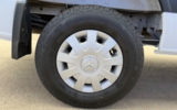 vehicle image #32