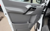 vehicle image #21