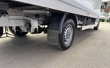 vehicle image #16