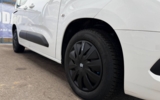 vehicle image #6