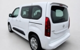 vehicle image #7