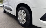 vehicle image #15