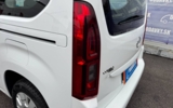 vehicle image #8