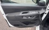 vehicle image #23