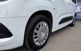 vehicle image #5