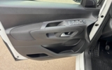 vehicle image #18