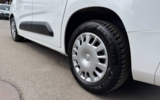 vehicle image #6