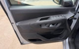 vehicle image #48