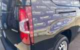 vehicle image #17