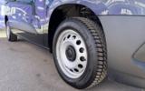 vehicle image #14