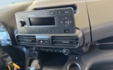 vehicle image #33
