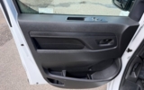 vehicle image #19