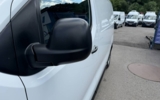 vehicle image #10