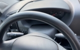 vehicle image #30
