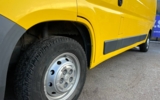 vehicle image #9