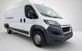 vehicle image #4
