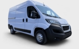vehicle image #4