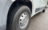 vehicle image #10