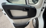 vehicle image #19