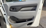 vehicle image #28