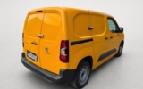 vehicle image #4