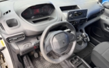 vehicle image #20